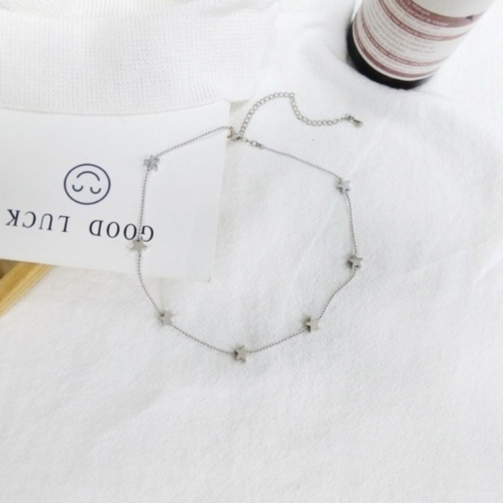 SALE//Stars Choker Necklaces - Picture 4 of 5
